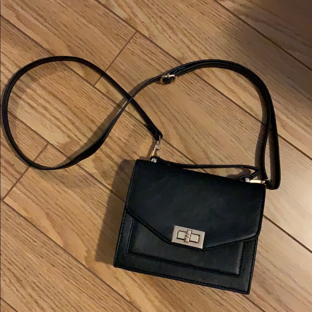 Dynamite purse